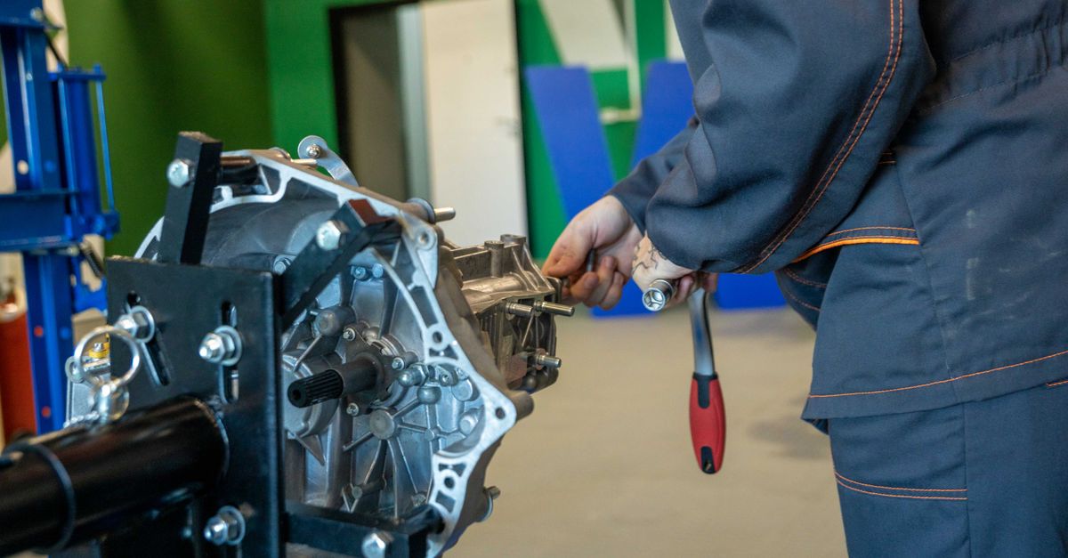 locksmith service technician — Rapid Locksmith