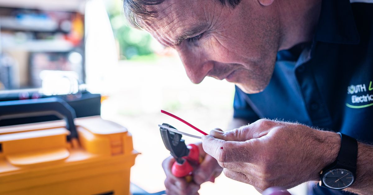 locksmith service technician — Rapid Locksmith