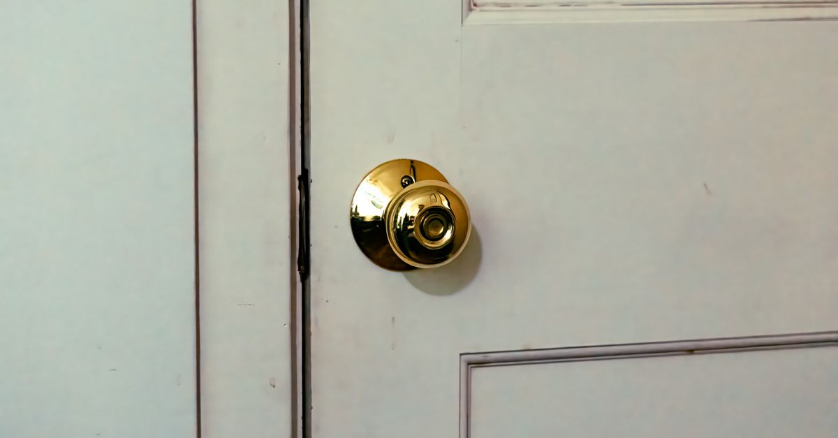 front door lock key — Rapid Locksmith